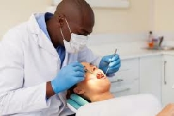 Dentist 